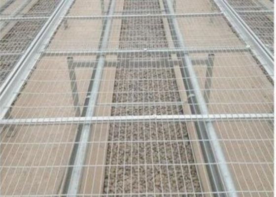 2x2 galvanisierte geschweißte beständige Draht-Mesh Panels For Raised Beds-Abnutzung