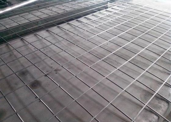 Kohlenstoffarmer geschweißter Stahldraht Mesh Panels For Floor Heating in der Innenausstattung