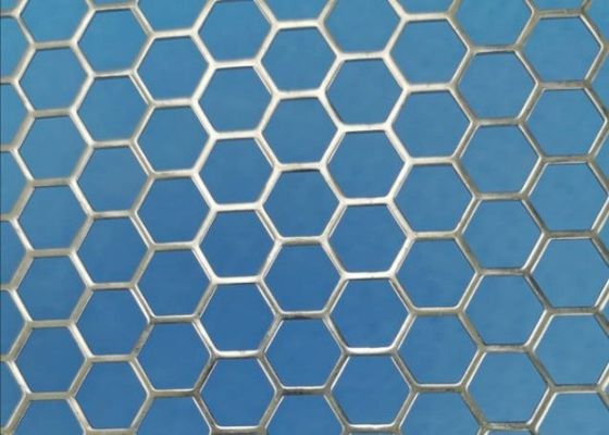Hole Size 100mm Hexagonal Perforated Sheet Effiziente Filtrationstrennung in der Industrie