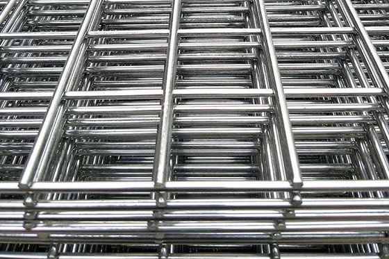 Q195 Schweißdrahtnetzplatten aus kohlenstoffarmem Stahl mit quadratischer oder rechteckiger Lochform