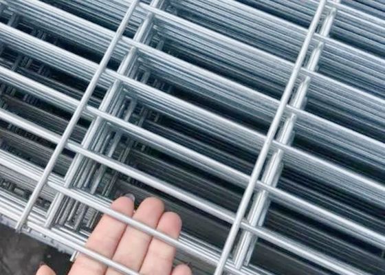 4' x 8' galvanisiertes geschweißtes Drahtnetz mit einheitlicher Maschengröße zur Verstärkung