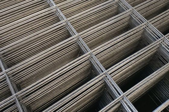 Verstärktes geschweißtes Gitter aus Edelstahl mit hoher Korrosionsbeständigkeit (Durchmesser von 0,5 bis 6,0 mm)