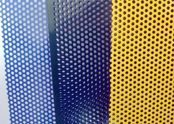 Perforiertes Metallnetz mit individuellen Löcherformen und Oberflächenbehandlungen