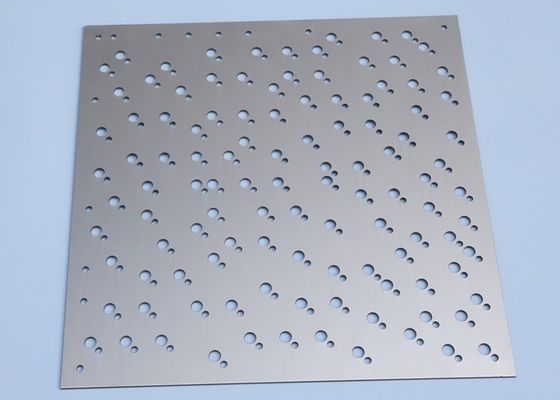 Silberperforiertes Blatt mit anpassbaren Löcherformen