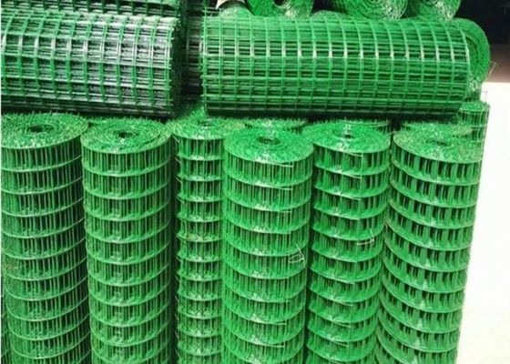 Kohlenstoffzaun Grüne geschweißte Stahldrahtmaschen Rollen