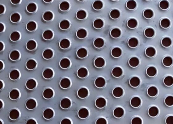 Zugfestigkeit 250 bis 550 MPa Perforierte Metallplatten Anpassung auf Anfrage und vielseitige Option für mehrere industrielle Anwendungen