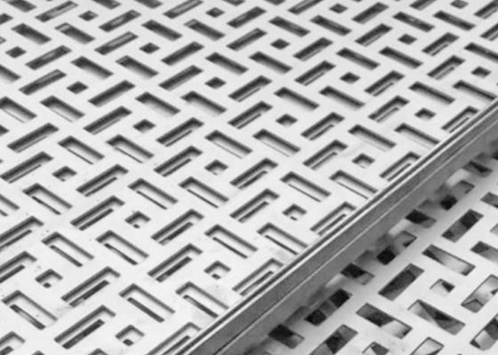 0.2mm-10mm Dicke Edelstahl-Punktplatte mit individuellen Löchermustern für Industriegeräte und Filter