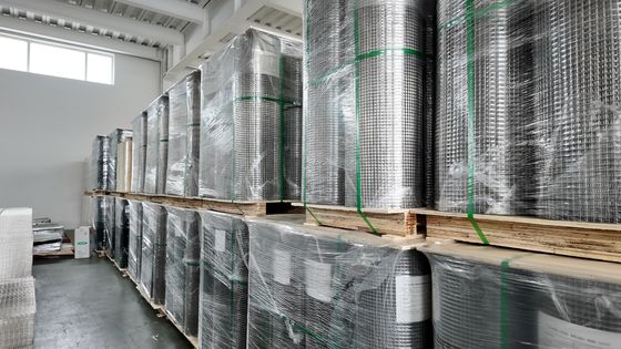 Längen 20m geschweißte Maschenrollen mit hoher Korrosionsbeständigkeit Ideal für Zäune Verstärkung und Sicherheitslösungen